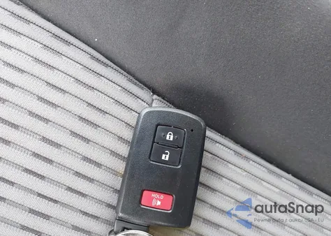 2017 Toyota Prius V Two из США, поврежденный, VIN JTDZN3EU5HJ065566